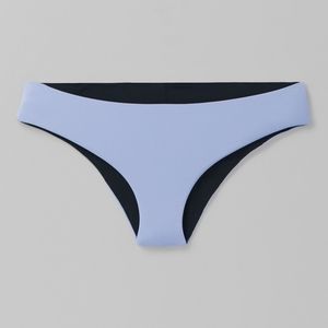 NWT- Prana Gemma Reversible Bottom, size medium in Morning Glory.
